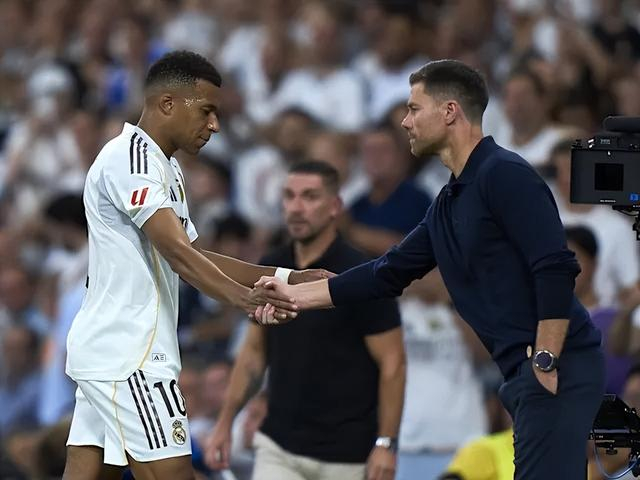 姆巴佩父亲质疑阿隆索战术要求：这种级别的前锋不需要参与防守