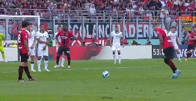 澳洲幸运10计划-【意甲】莱昂破僵特奥超级奔袭 AC米兰2比0亚特兰大